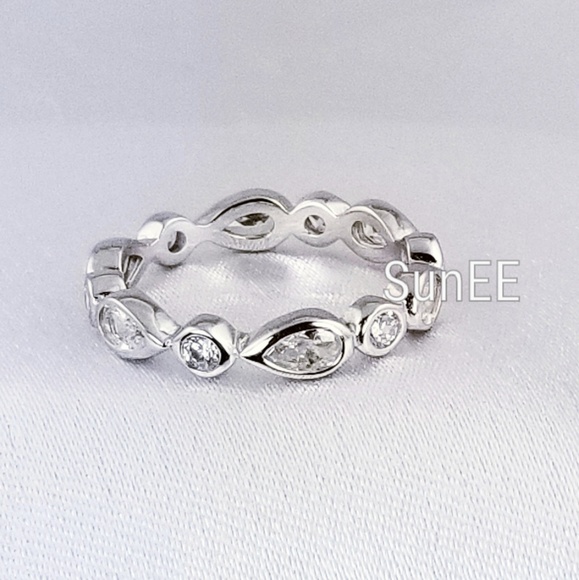 NEW LUXURY 925 STERLING SILVER DIAMOND BAND ART DECO RING - Picture 3 of 4